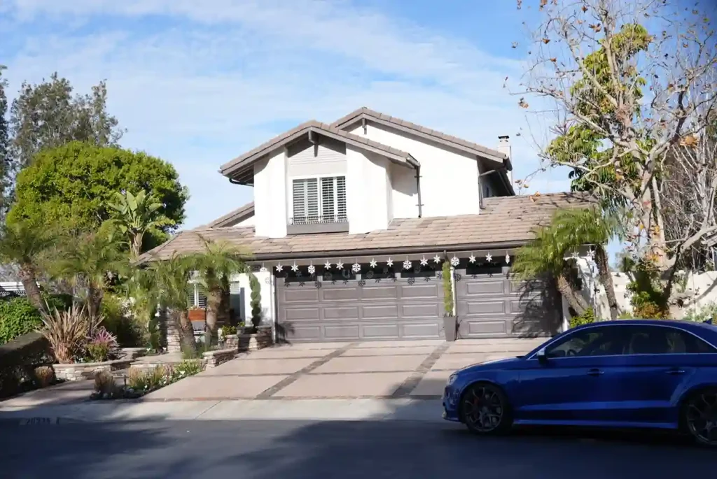 Lake Forest garage door installation