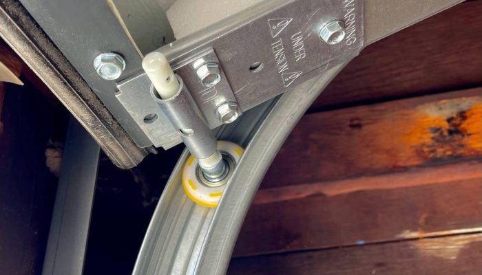 Garage Doors Roller Replacement